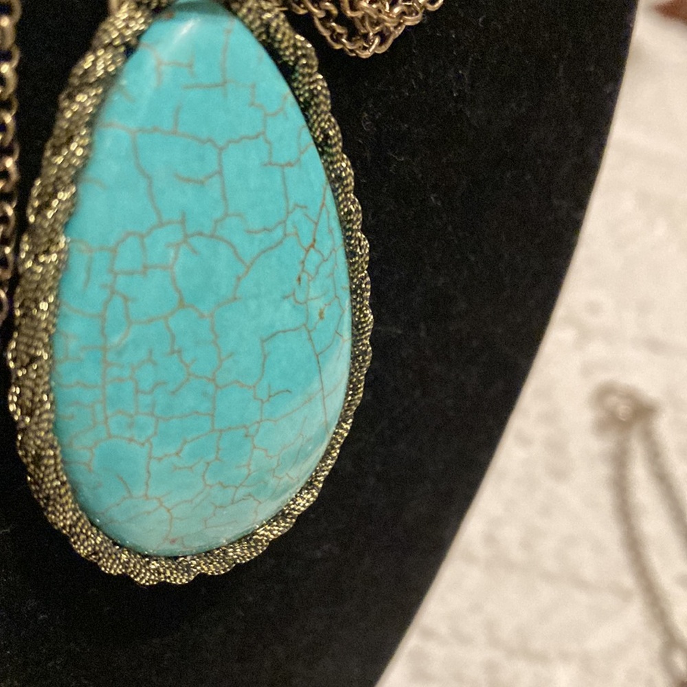 Chico gold tone turquoise necklace. - Picture 3 of 6